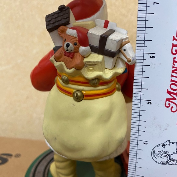 Coca Cola Santa Claus Mechanical Ertl Bank 1st in the Series Moving Train. - Picture 11 of 11